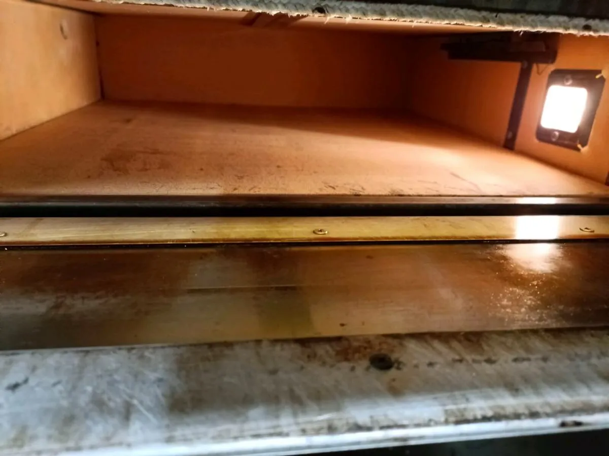 Full Fire clay electric Pizza oven - Image 3