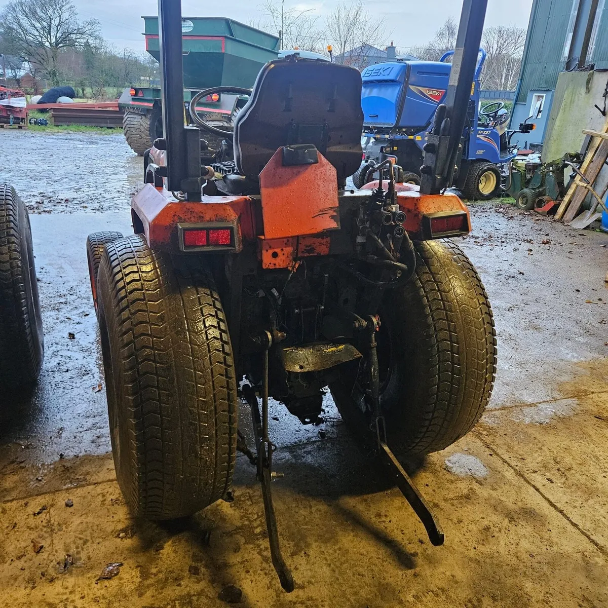 Kubota ST30 30 HP - Image 3