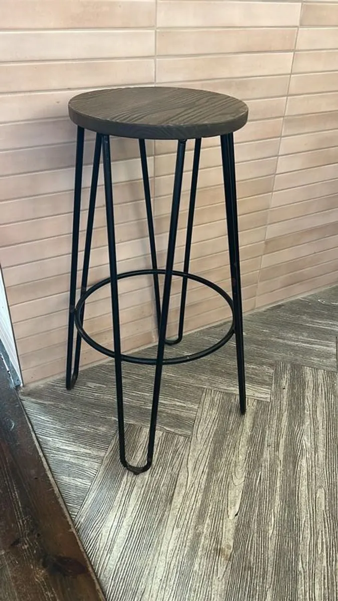 5 x kitchen bar stools