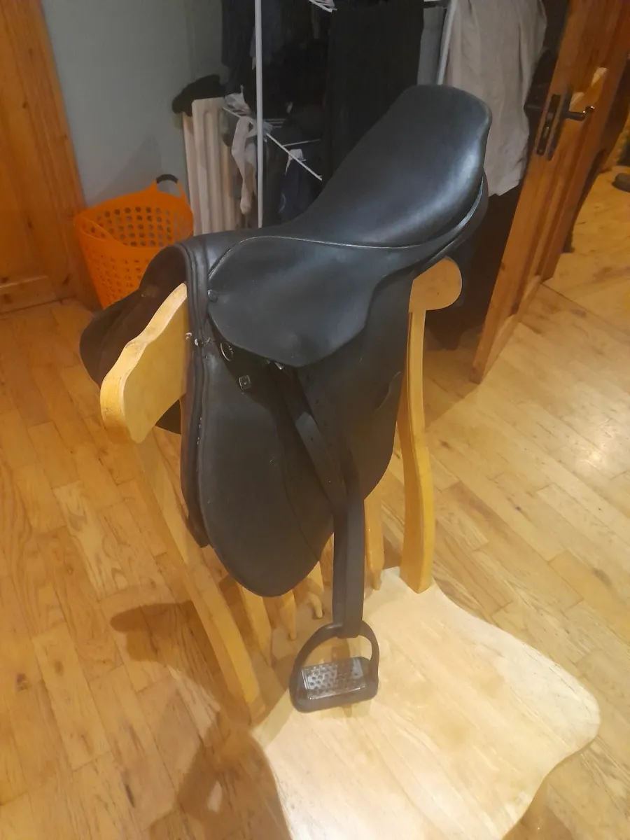 Horse saddle - Image 2