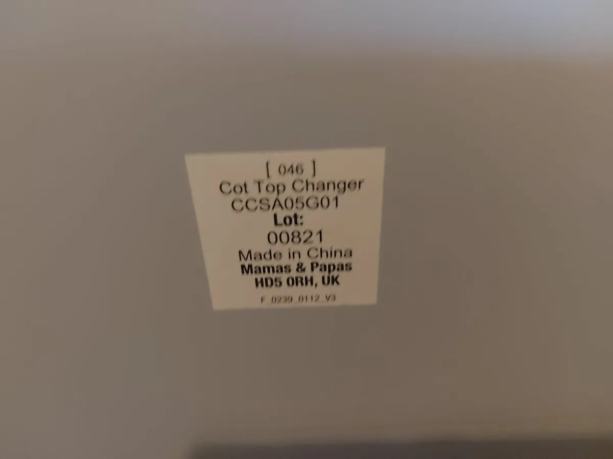 Baby changing table - Image 3