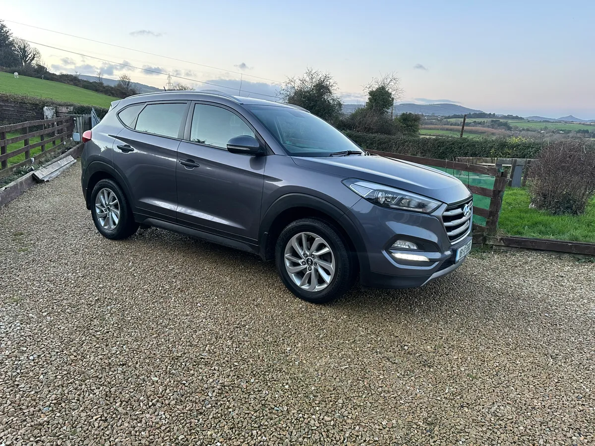 Hyundai Tuscon 1.7 D 2016 - Image 4