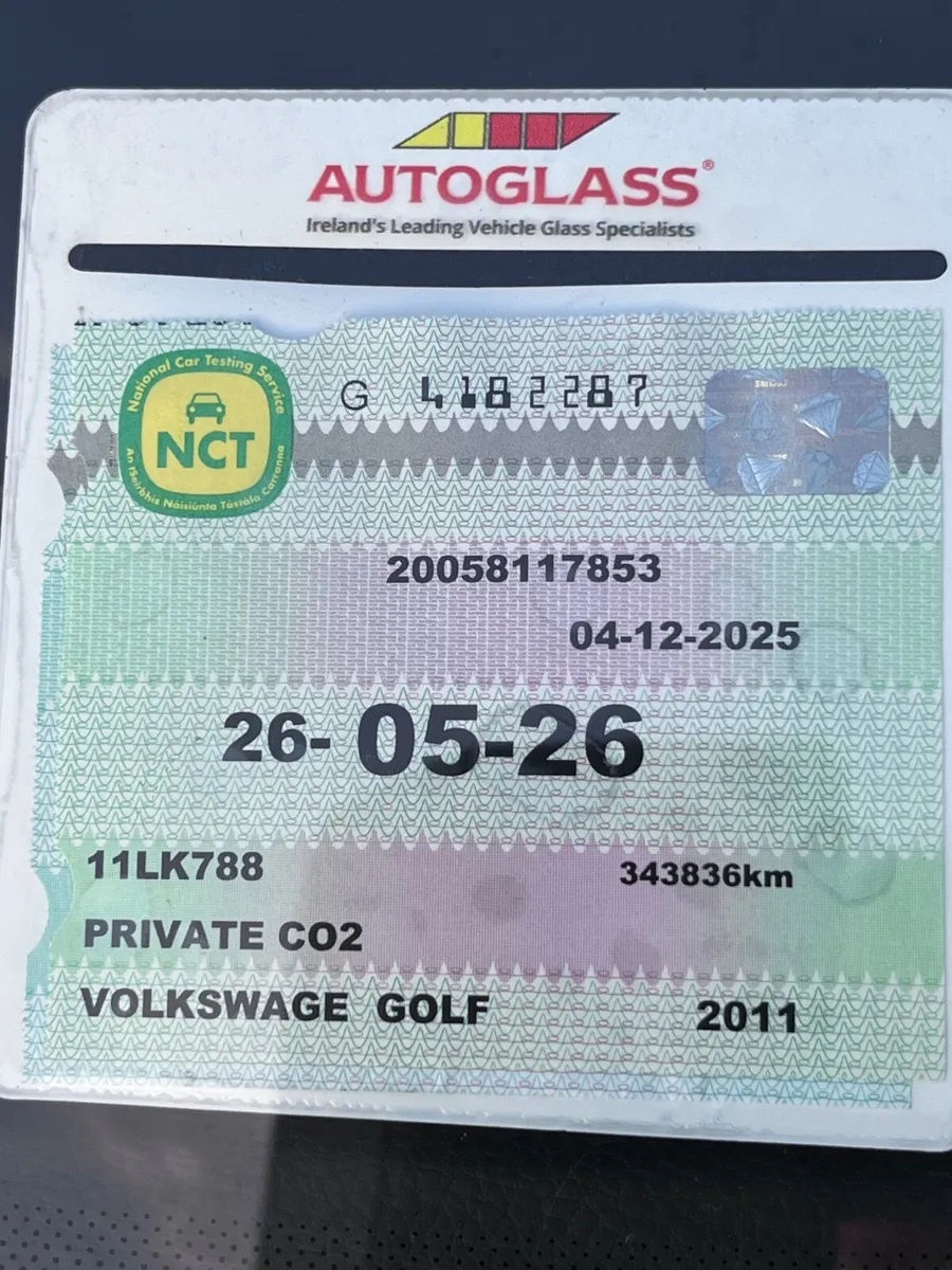 Volkswagen Golf 2011 1.6tdi - Image 4