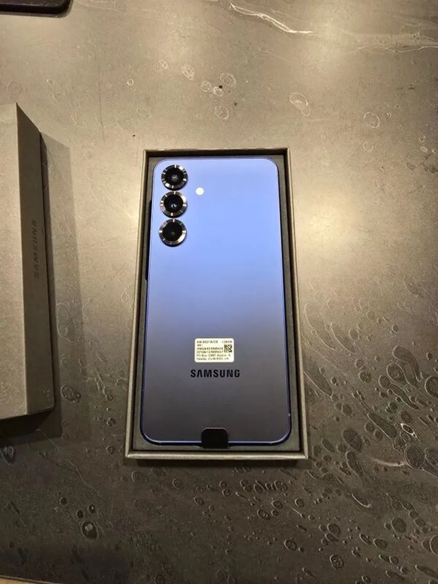 Samsung Galaxy S25 - Image 2