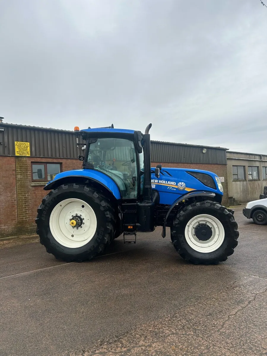 New Holland T7.245 - Image 2
