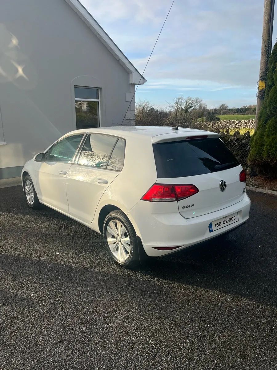 2016 Volkswagen Golf - Image 4