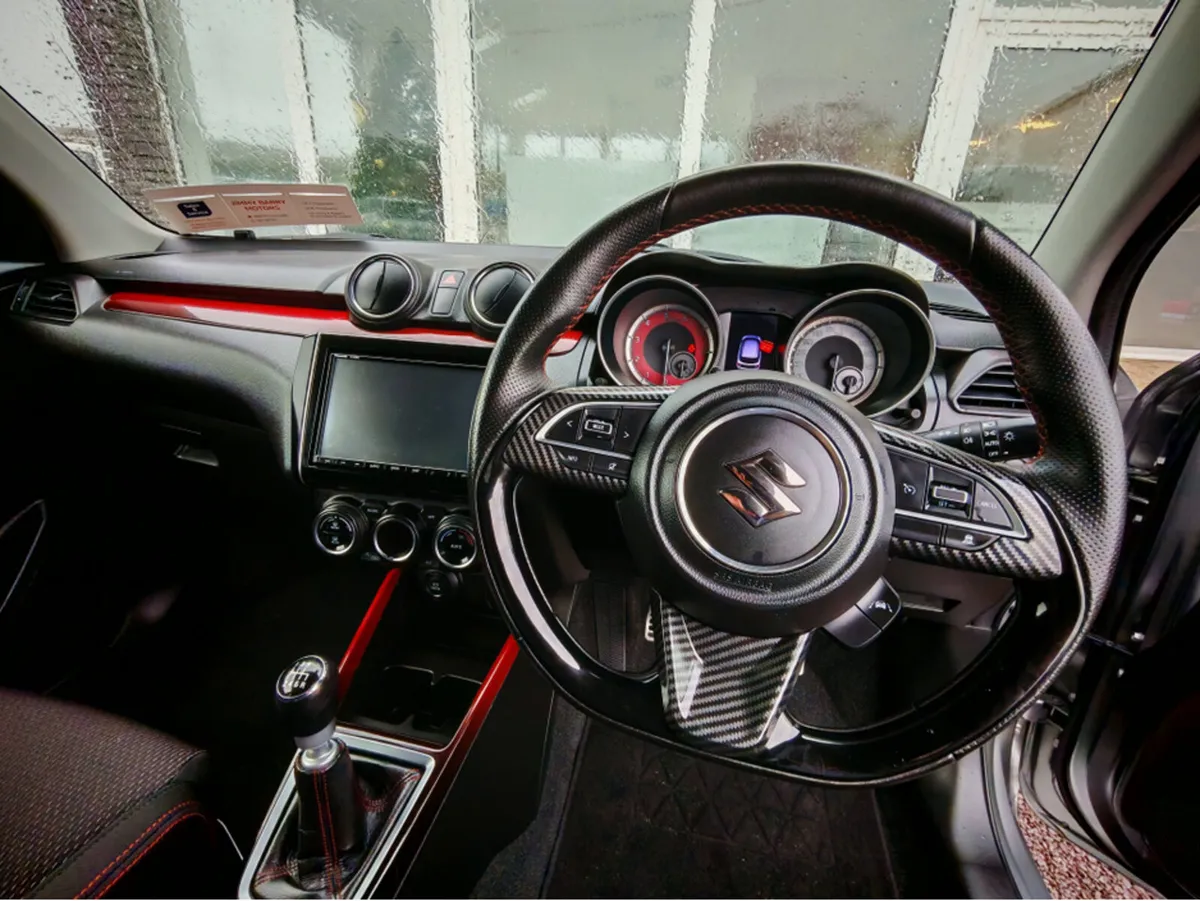 SUZUKI SWIFT manual sport - Image 4