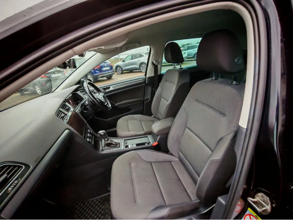 VOLKSWAGEN GOLF AUTO - Image 2