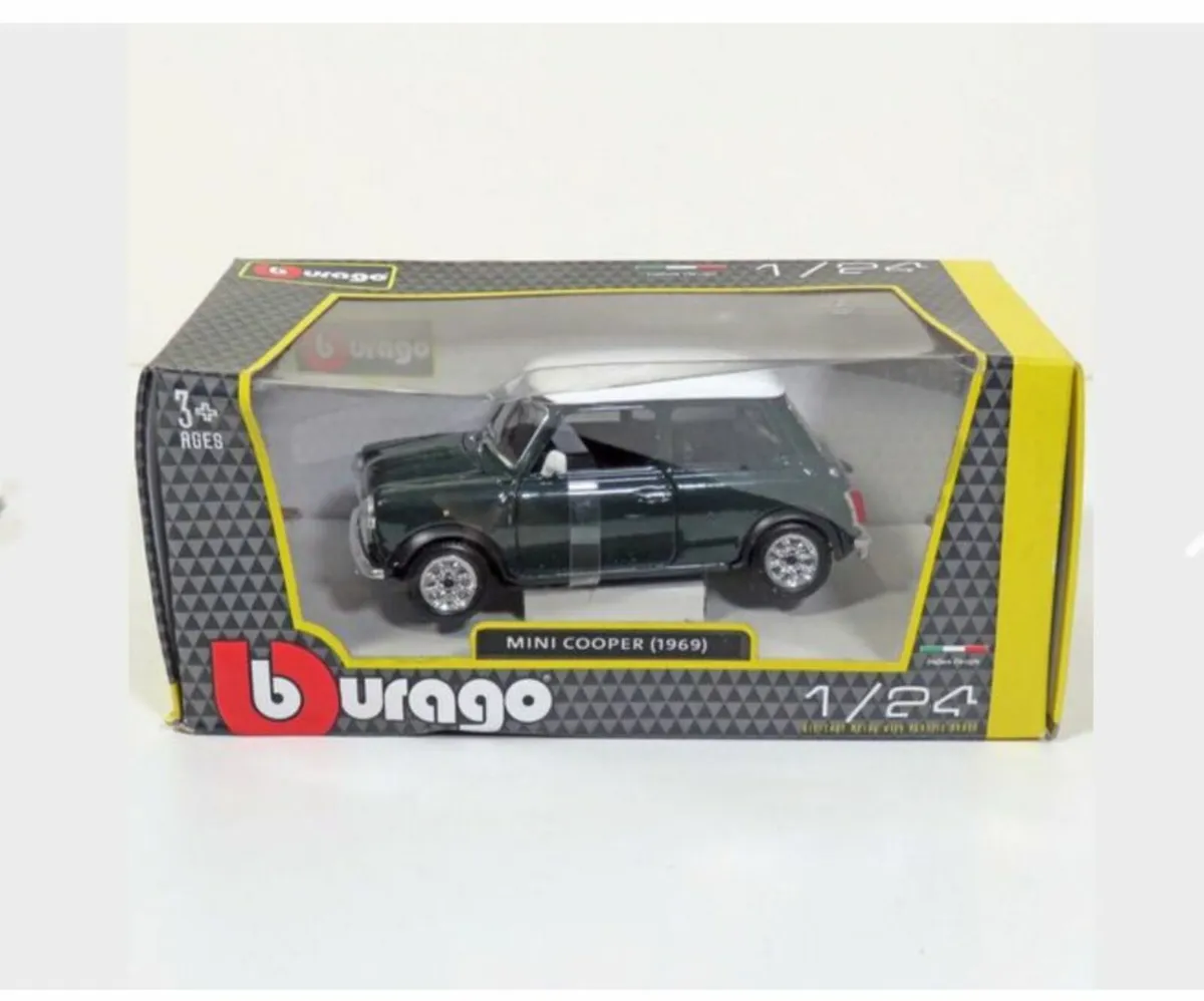 1:24 Scale Mini Cooper Green, Free Post - Image 3