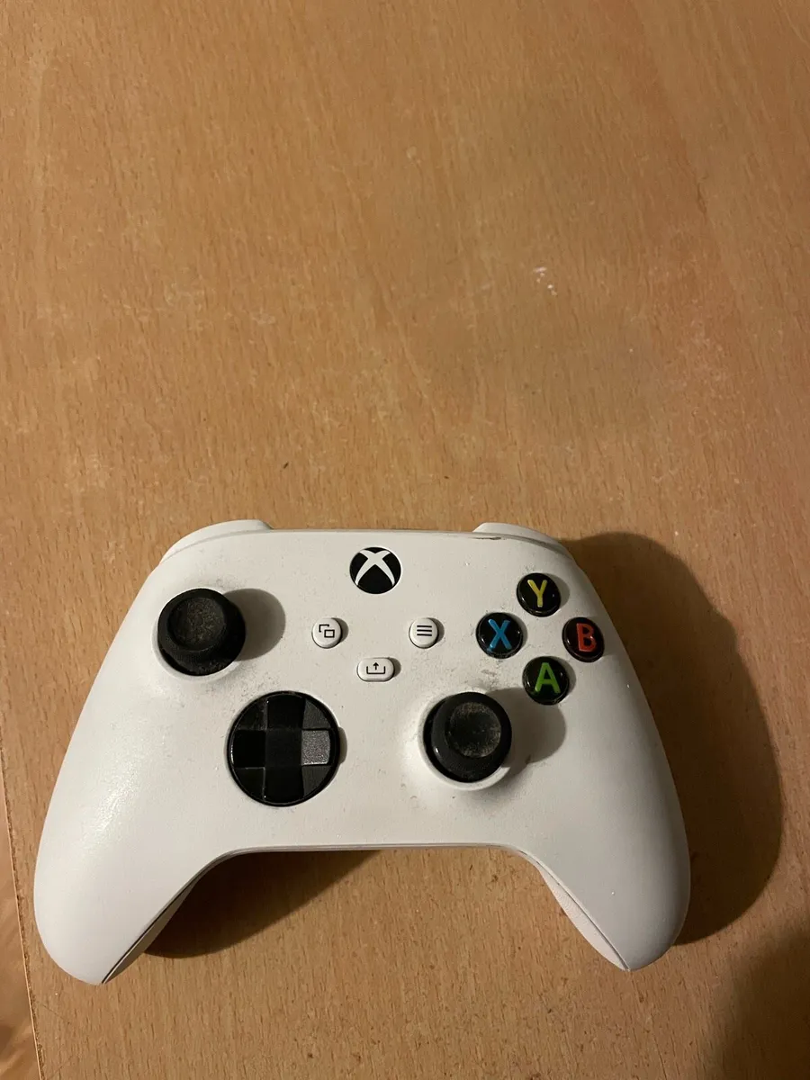 Xbox Series S White Controller - Image 1