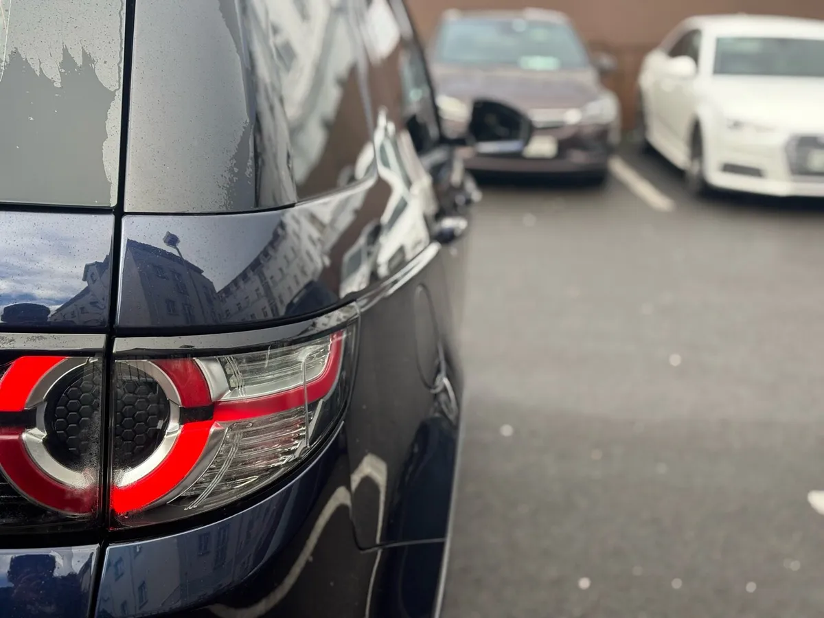 Discovry sport - Image 4