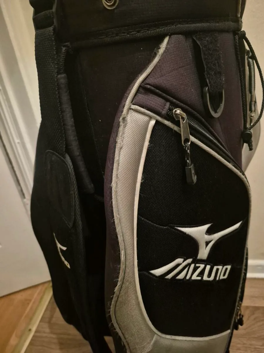 Mizuno golf bag - Image 2