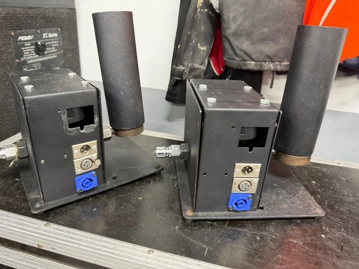 co2 cannons with hoses - Image 3