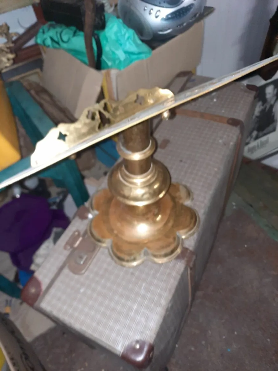 Antique reading stand - Image 2