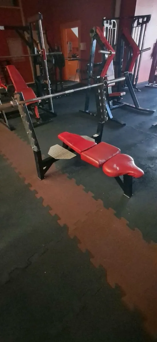 Gym equipment - Image 2
