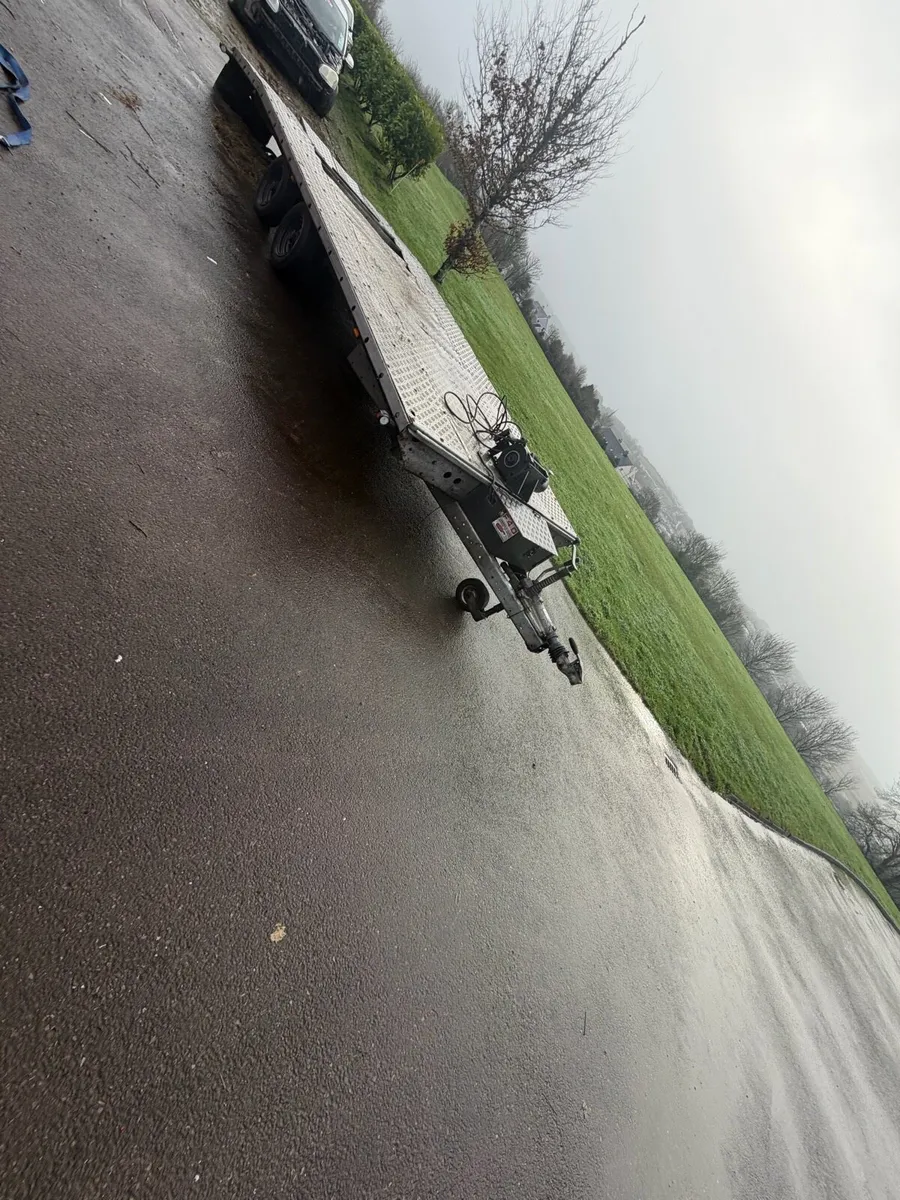 Car transporter - Image 1