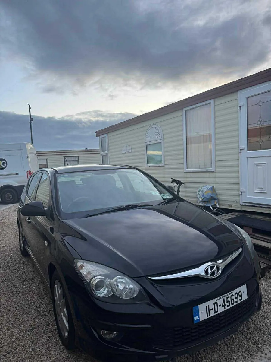 Hyundai i30 2011 - Image 2