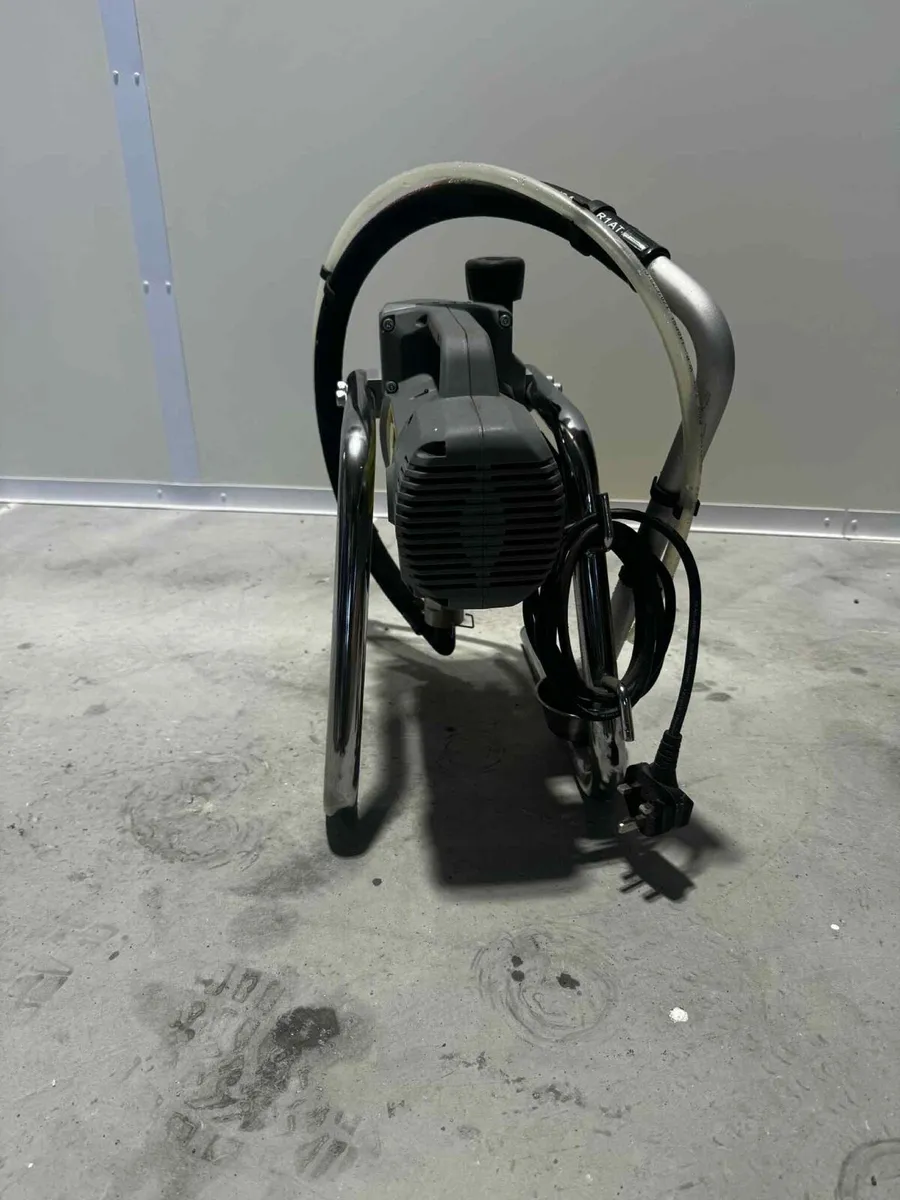 Airless paint sprayer QT190, 240v - Image 2