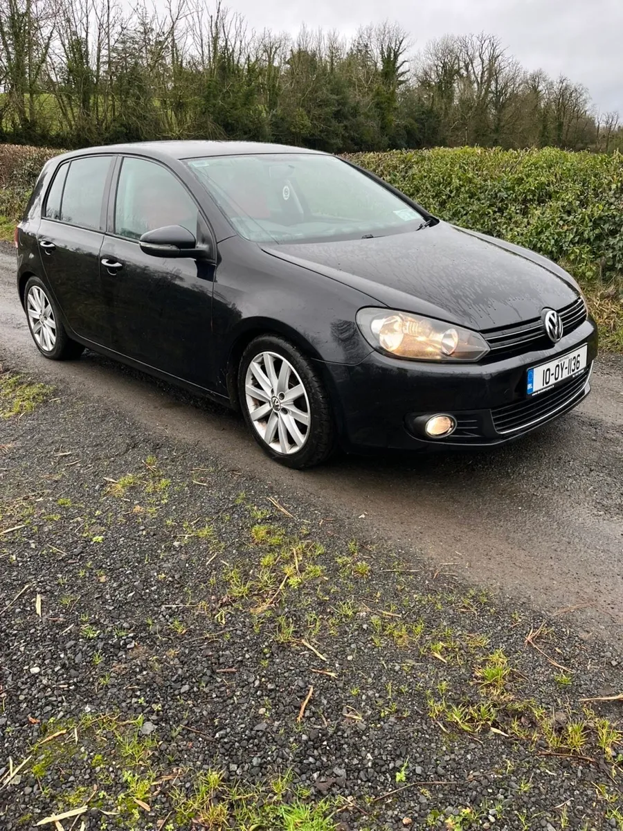 Volkswagen Golf 1.6 TDI Highline - Image 1