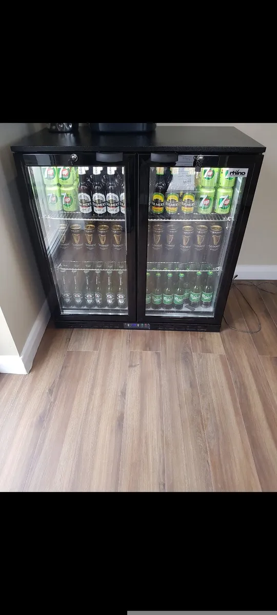 Bar fridge