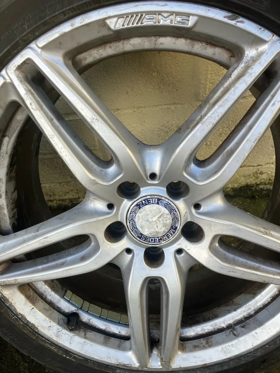 19 inch AMG Mercedes Wheels in - Image 2