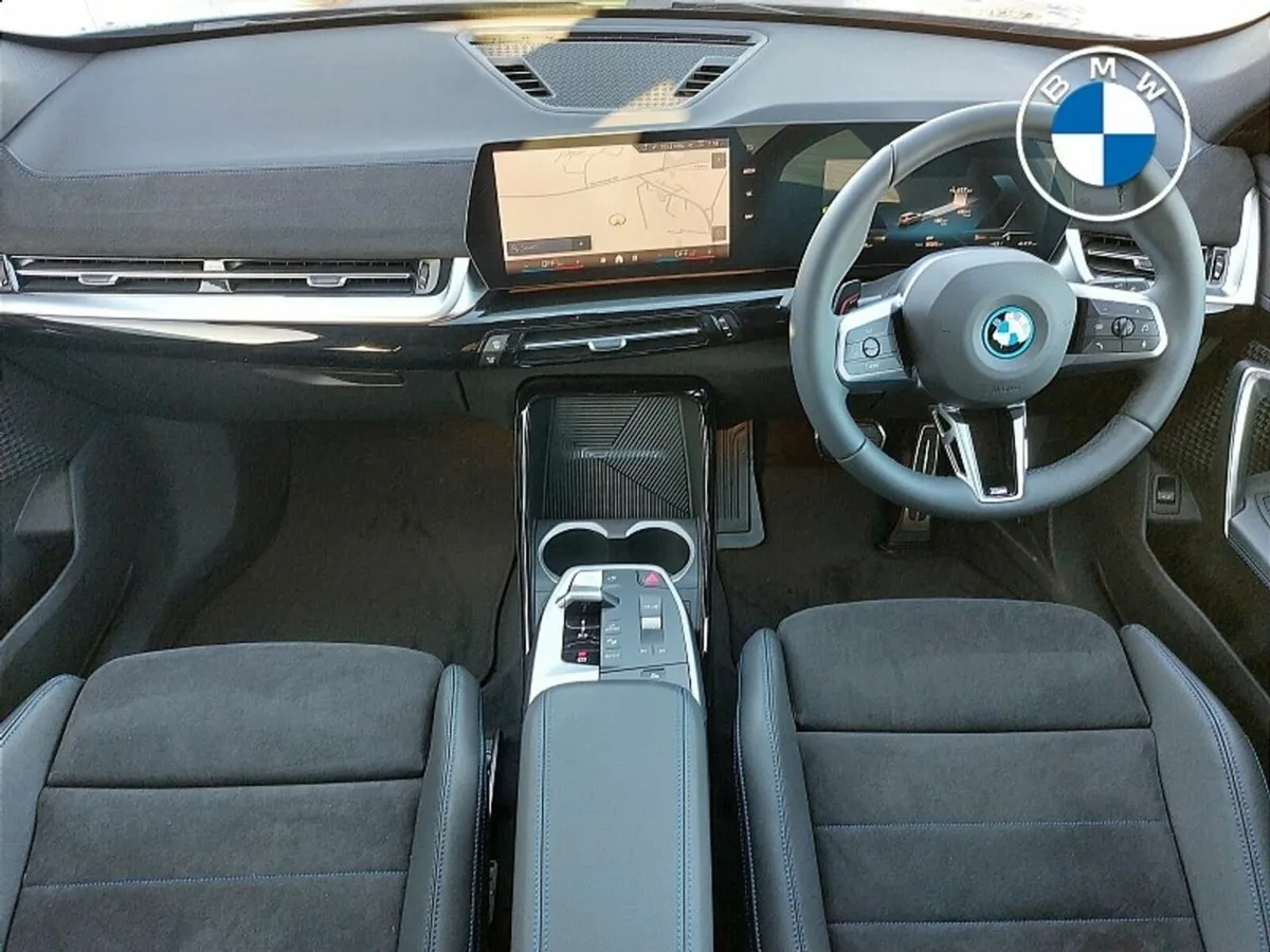 BMW iX1 eDrive20 M Sport - Image 4