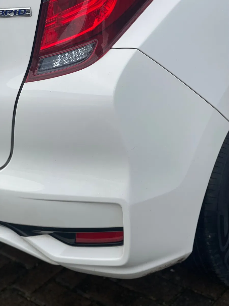 Honda Fit 2018 - Image 2