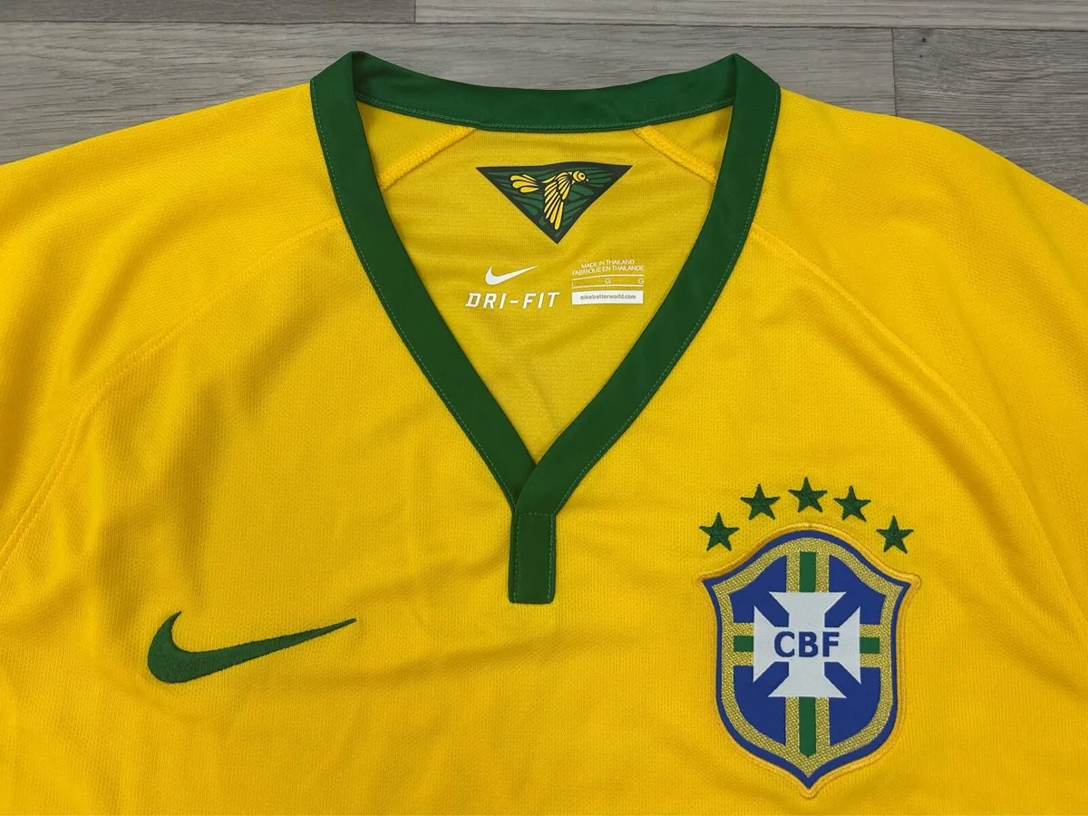 NEW Deadstock 2014 Nike Brazil Home Jersey Large - Image 3