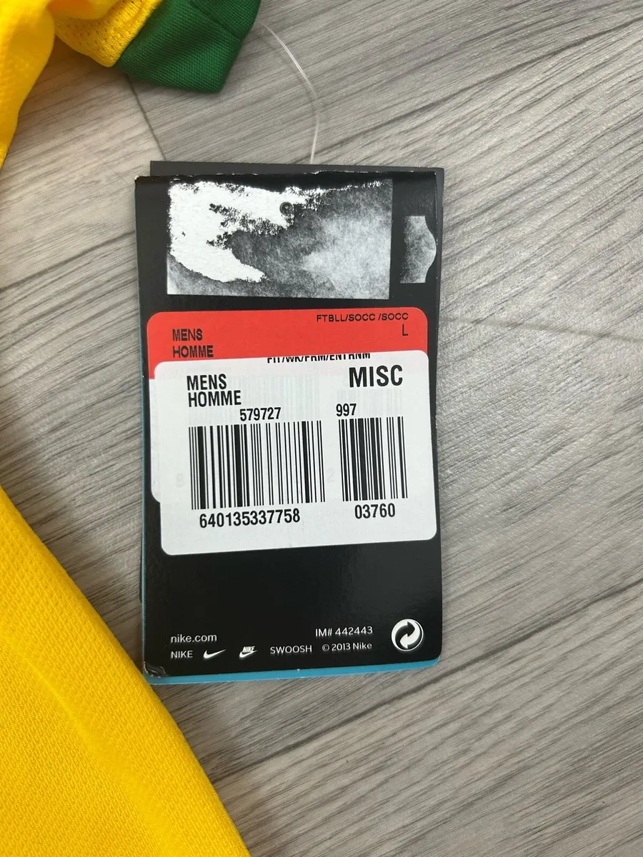 NEW Deadstock 2014 Nike Brazil Home Jersey Large - Image 4