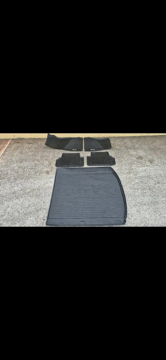 Audi A4 B9 Rubber Mats - Image 2