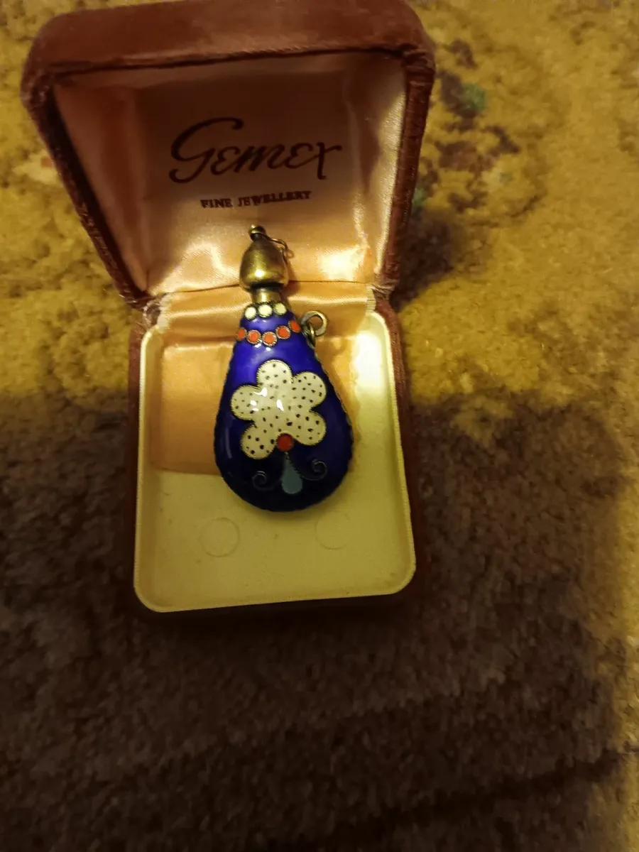 Vintage cent bottle - Image 2