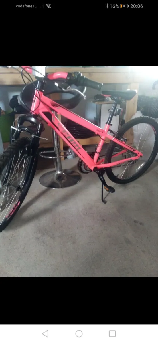 Girls bike - Image 1