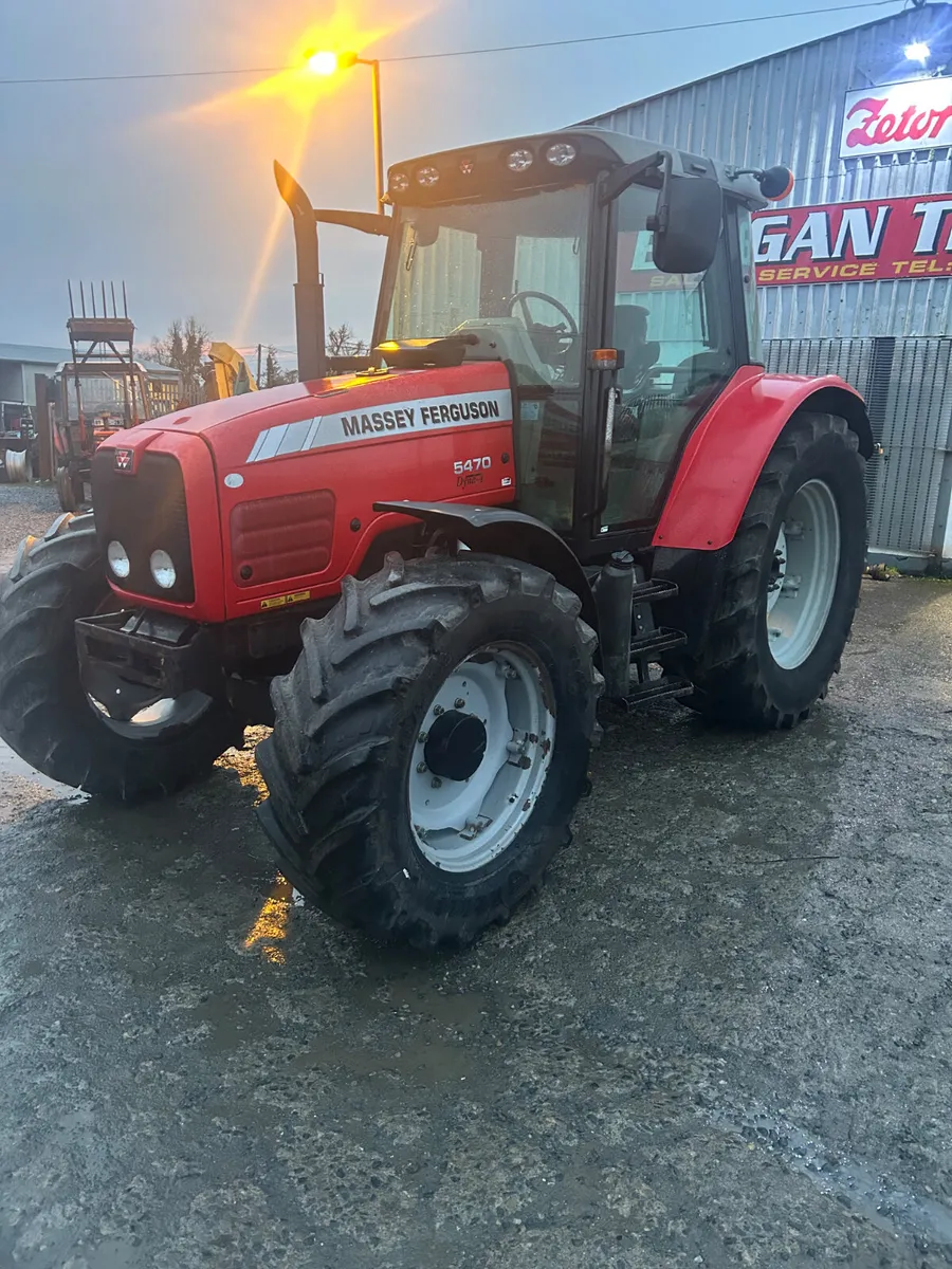 2007 Massey Ferguson 5470 - Image 3