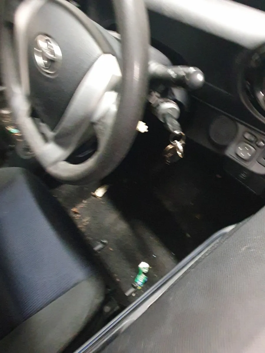 2015 Toyota aqua automatic - Image 3