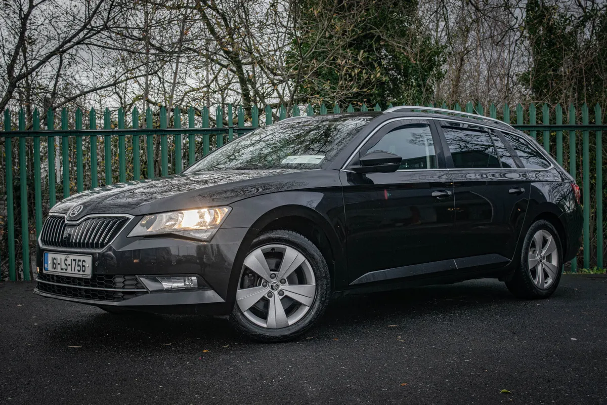 2016 Skoda Superb 2.0 TDI  Business *High Spec* ! - Image 4