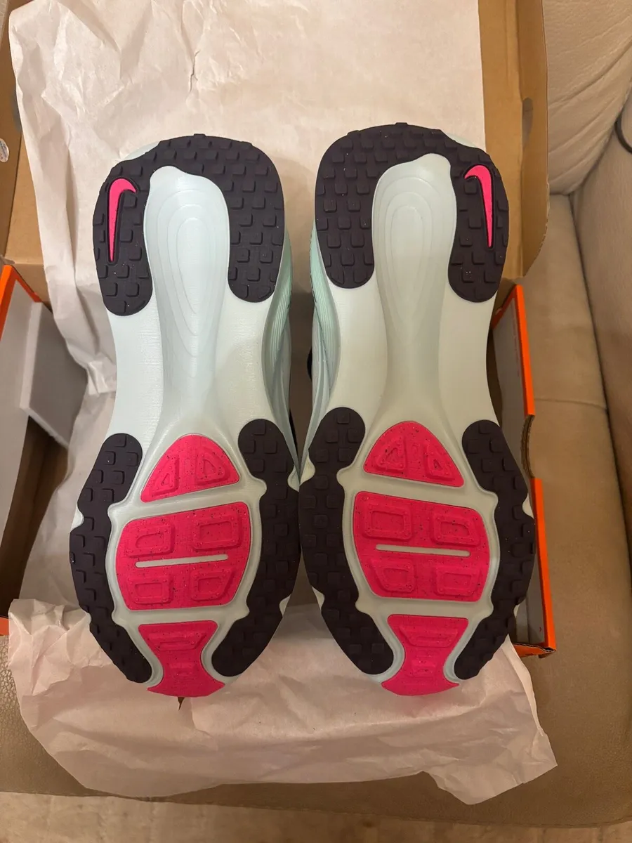 Nike VOMERO - Image 3