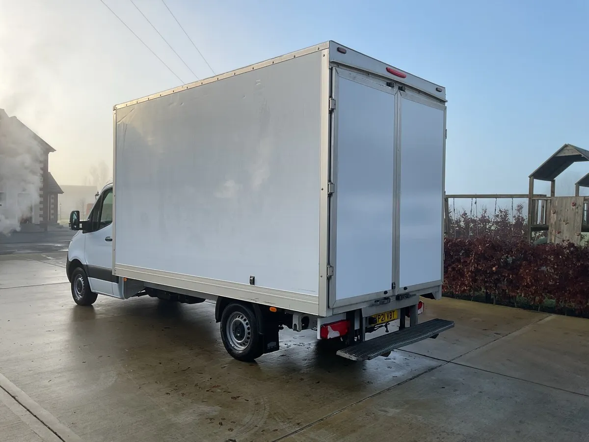2021 Sprinter box Van half Curtainsider - Image 3