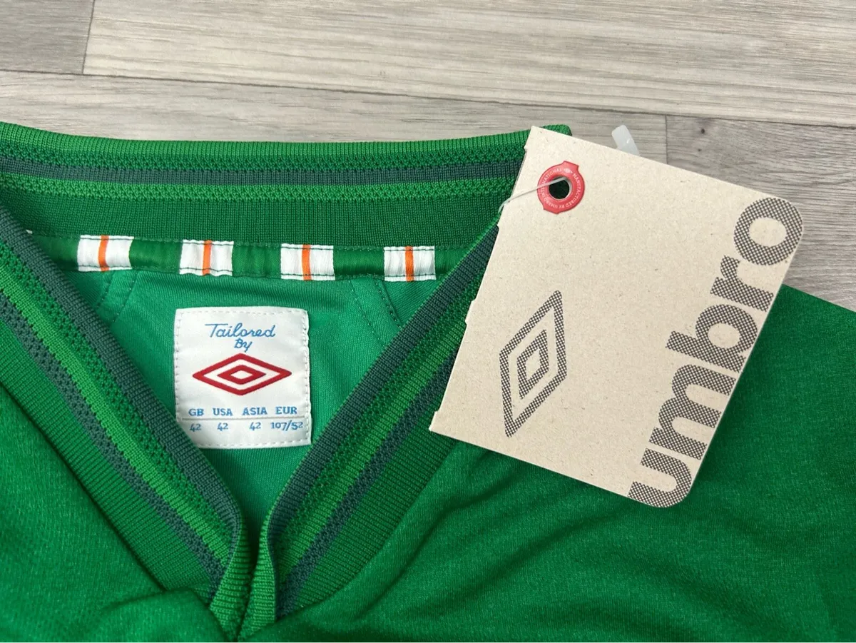 NEW Deadstock 2012 Ireland Home Jersey Shirt Large - Image 4