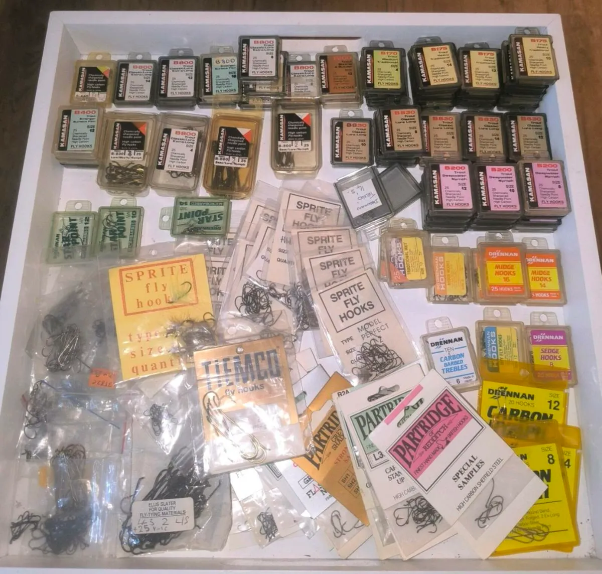 Kamasan Drennan Sprite fly tying hooks huge lot. - Image 1