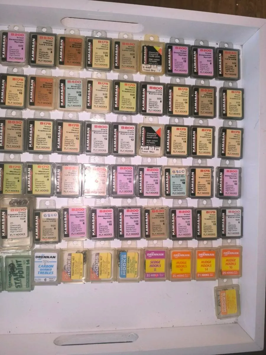 Kamasan Drennan Sprite fly tying hooks huge lot. - Image 2