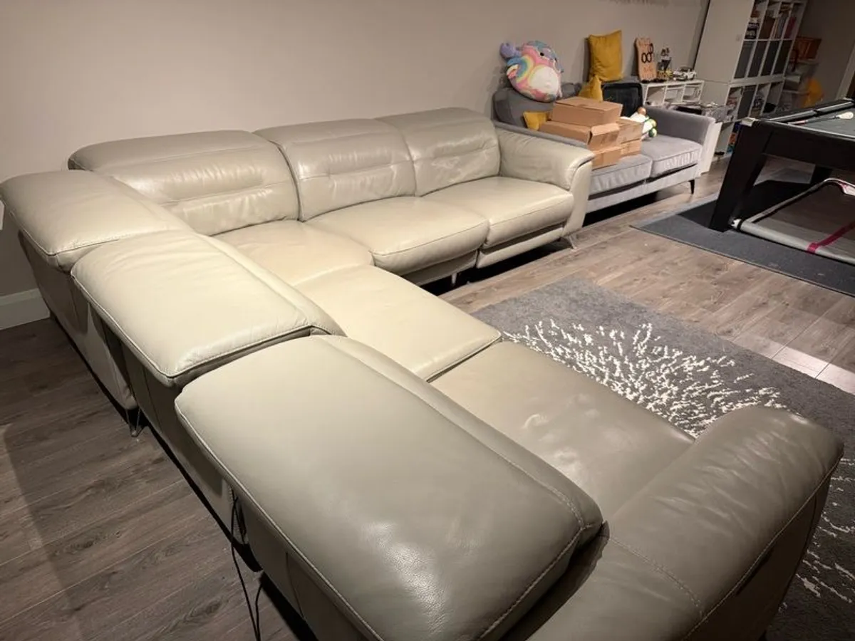 Large corner leather sofa - Image 1