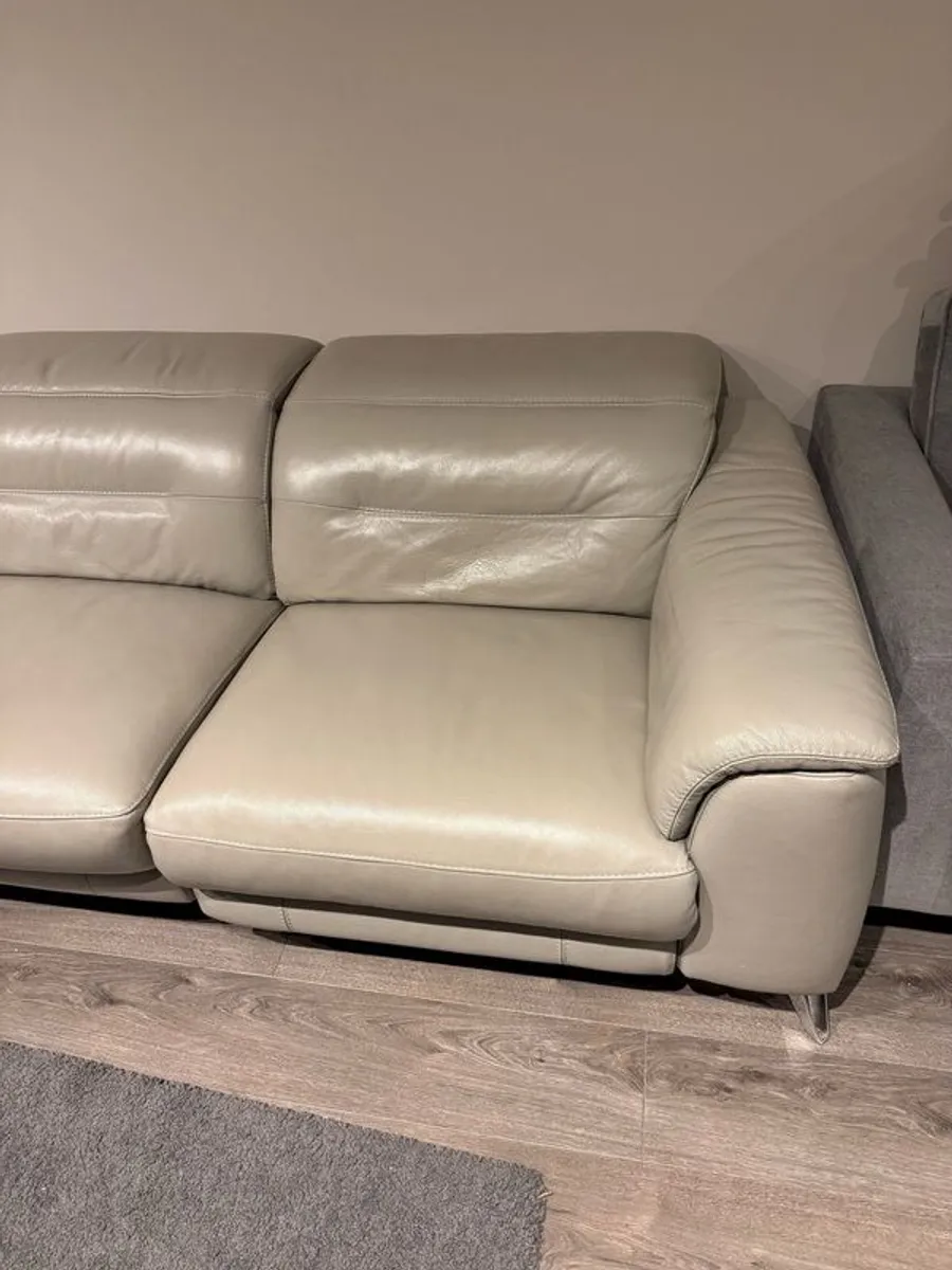 Large corner leather sofa - Image 4