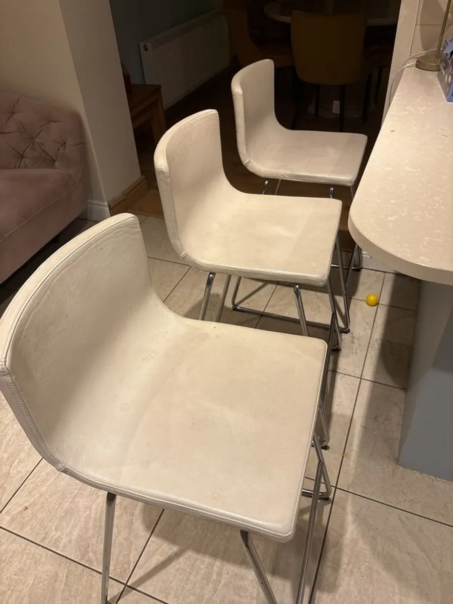 3 bar/counter stools - Image 1