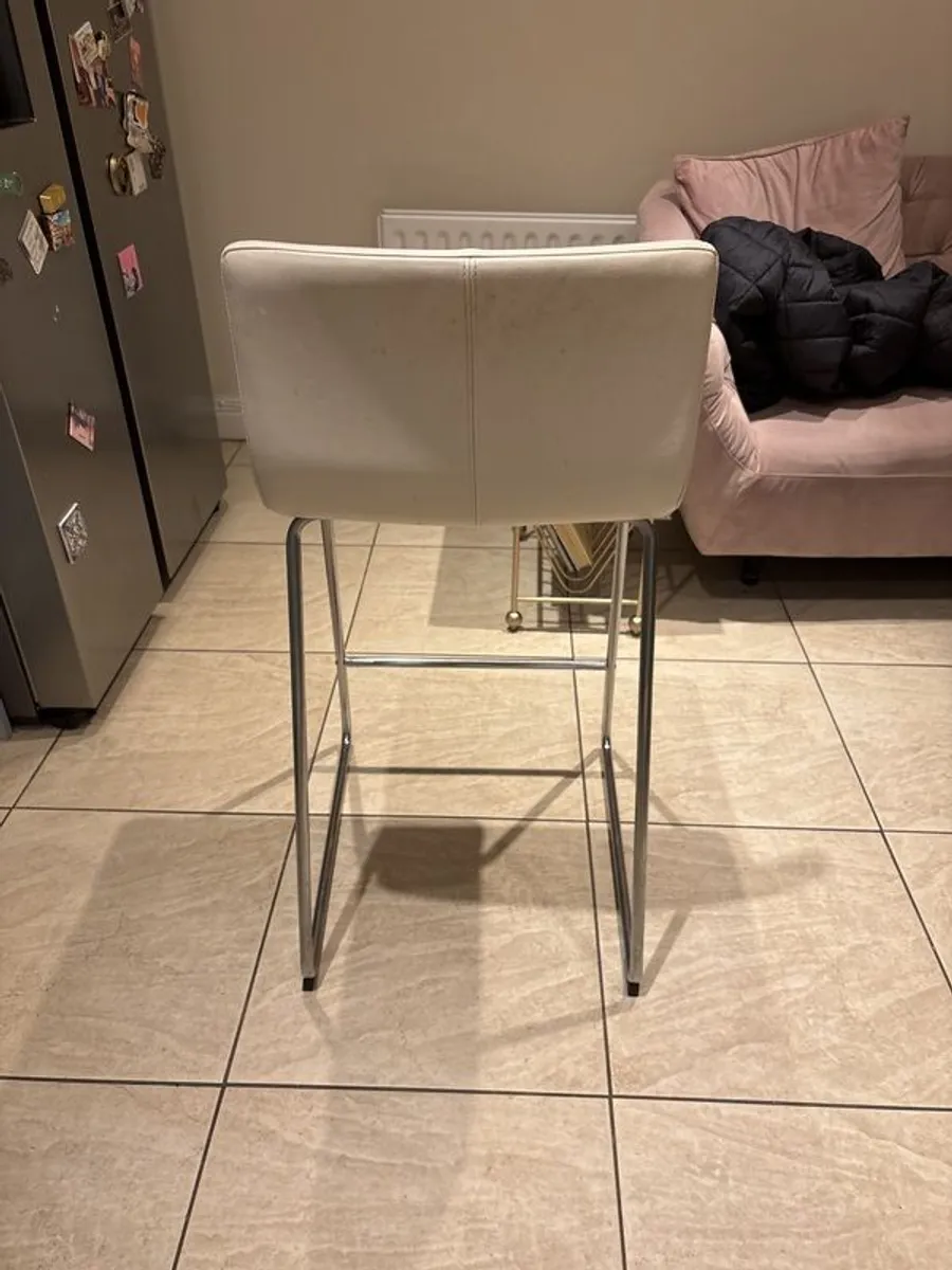 3 bar/counter stools - Image 3