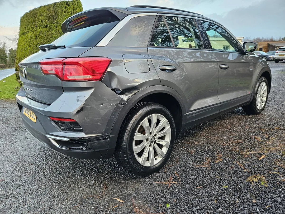 2018 VW T-Roc - Image 3