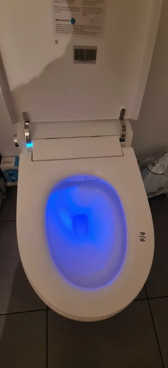 20 NEW SMART TOILETS — WHITE / BLACK / GREY - Image 2
