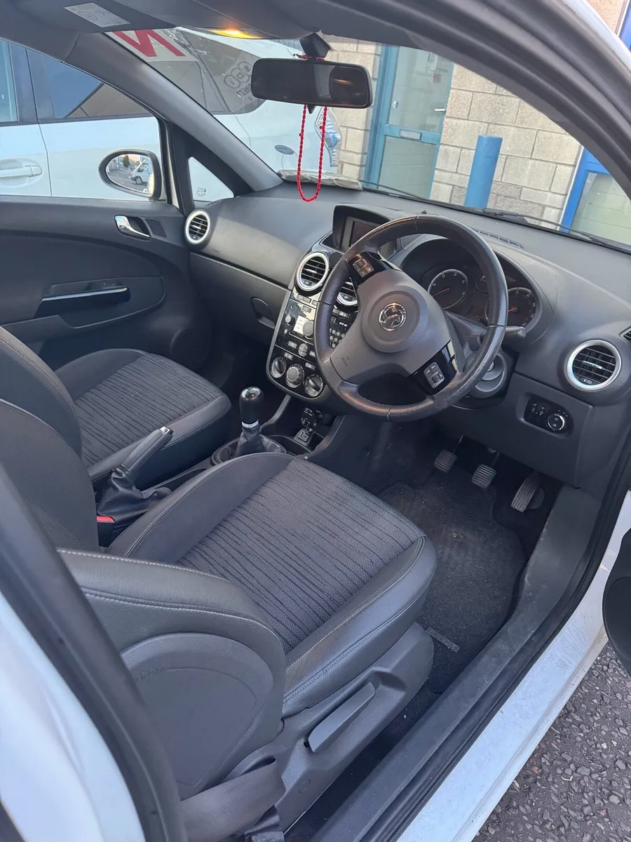 2014 Vauxhall Corsa - Image 3