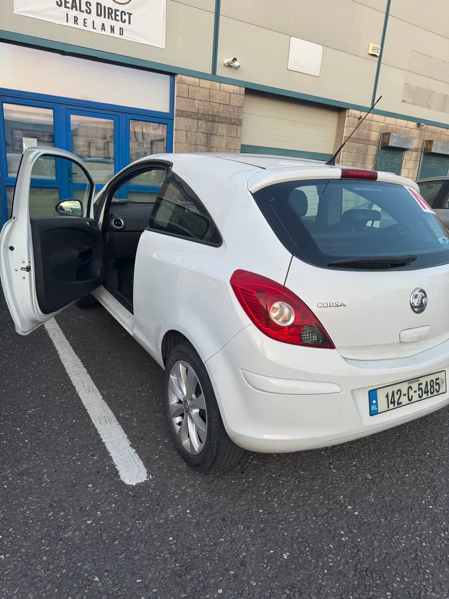 2014 Vauxhall Corsa - Image 4