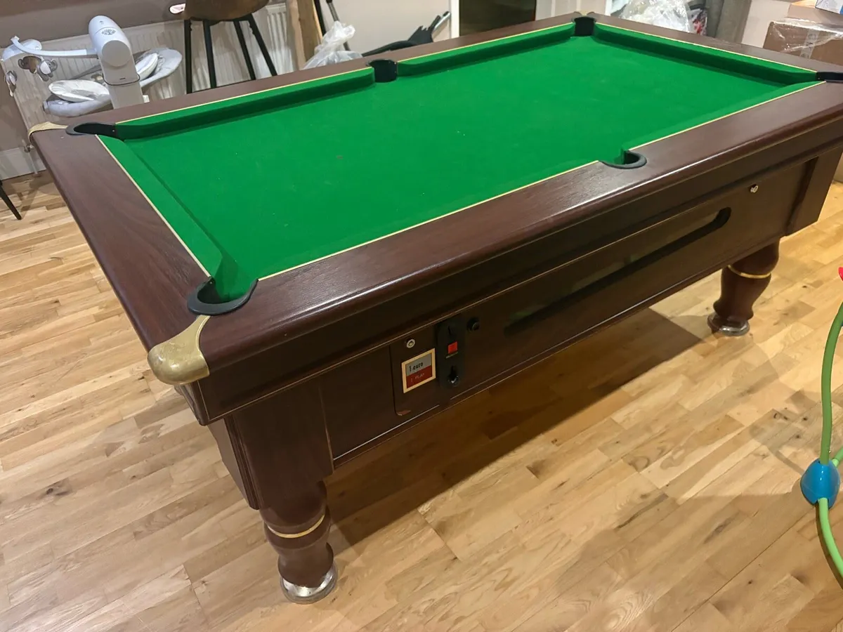 Pool Table - Image 4
