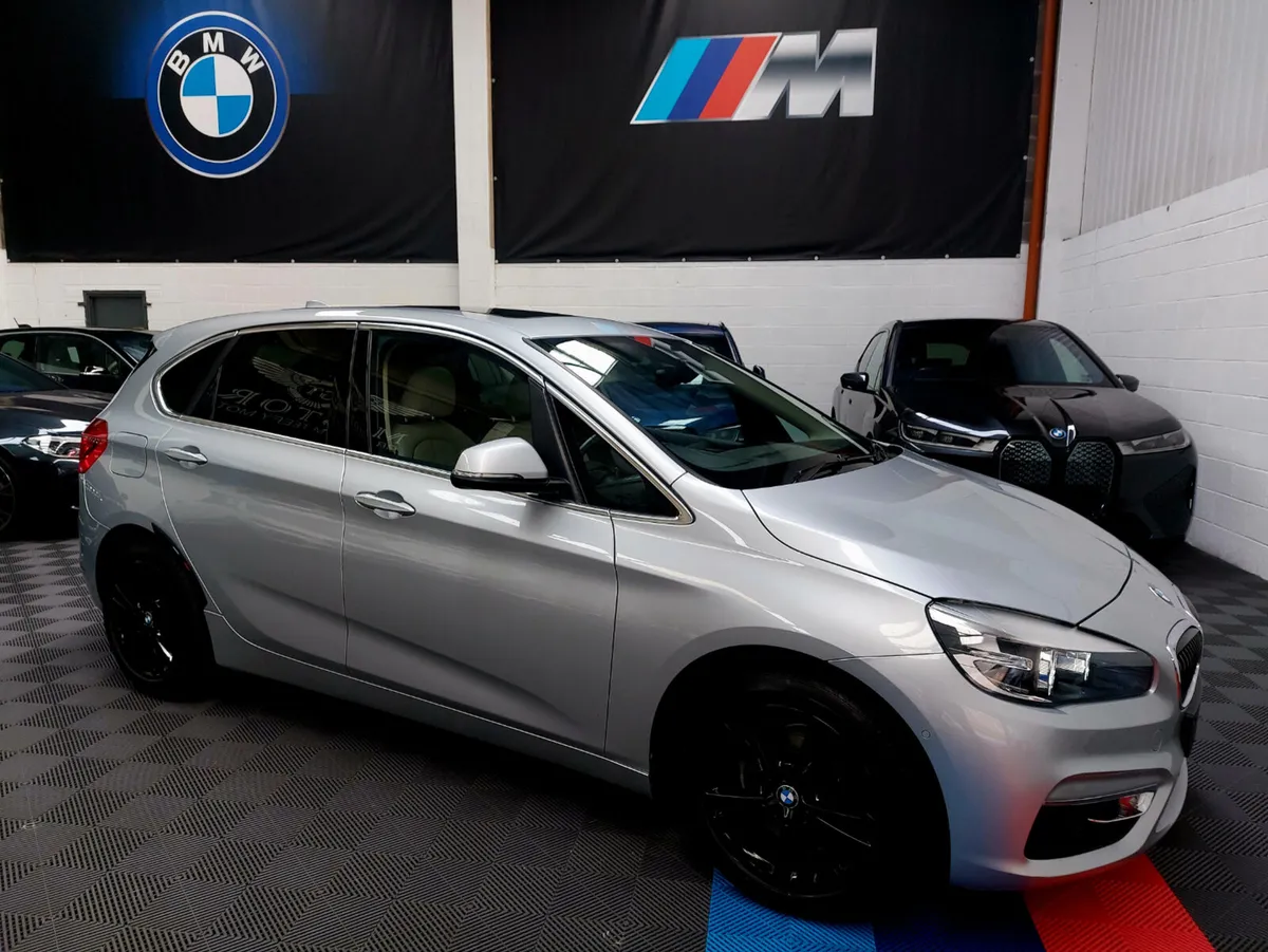 318 D F45 A LUXURY ACTIVE TOURER 5DR ( HIGH SPEC ) - Image 2